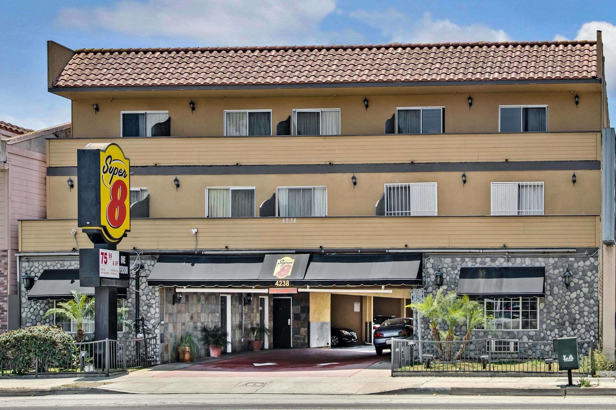 Super 8 By Wyndham Inglewood/Lax/La Airport Hotel Exterior photo